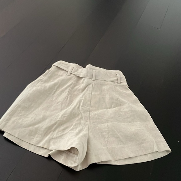 Zara Linen Blend Shorts with Fabric Belt - Picture 3 of 5
